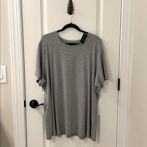 LANE BRYANT 26/28 PLUS SIZE BASIC GREY TEE